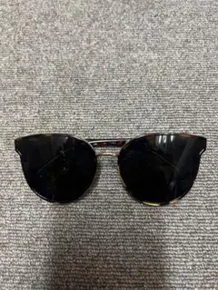 H&M サングラス べっ甲柄のサムネイル