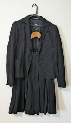 ブラック　スーツセット 春秋冬用