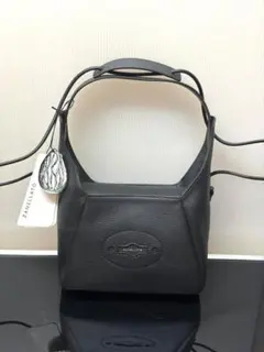 新品 ザネラート レザーショルダーバッグ 定価約8万円 ZANELLATO 鞄のサムネイル