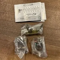 レオ・レオニズ フレンズ めじるしアクセサリー　３種　ガチャのサムネイル