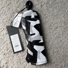 ★新品タグ付き　UＴカバー　迷彩柄 LUXE AKM PLUS