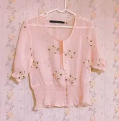 お値下げしました！花柄♡しっとりブラウスのサムネイル