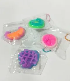 ミニスクイーズ スクイーズ ミニチュア キーホルダー 4種セット スイーツ