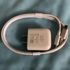 ★新品未使用品★USB-C充電器 ホワイト 約1メートル
