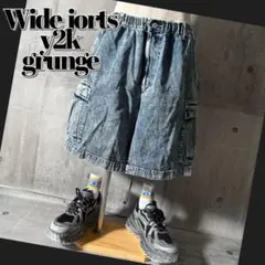 y2k grunge wide cargo jorts high bleach