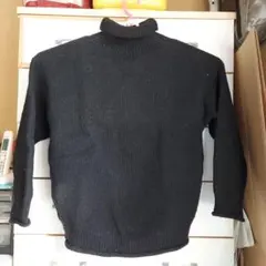 HUG U 黒 ニットセーターのサムネイル