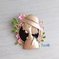 レトロ調　お花と女性　ブローチ　ヴィンテージ　アンティーク風