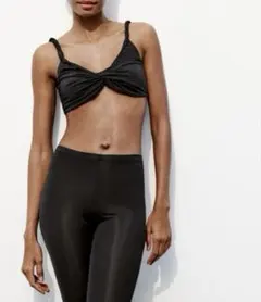 ZARA ノットポリアミドクロップドトップス《未使用タグ付き》のサムネイル
