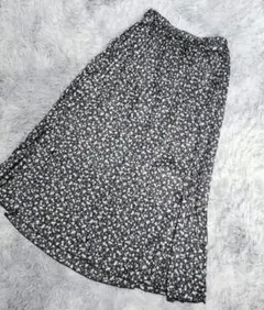 【グローバルワーク】美品 スカート 花柄 総柄 黒 ロング ウエストゴム