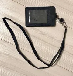 み*☆様 グレー 合成皮革 パスケース リール付き