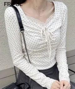 SHEINトップス　ドット柄　水玉のサムネイル