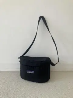 Patagonia ショルダーバッグ ブラックのサムネイル