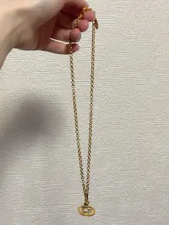 Vivienne Westwood ヴィヴィアン オーヴ ネックレス ゴールド