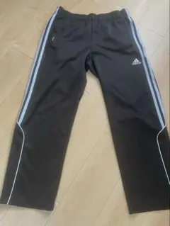 アディダス　adidas　ジャージ　ズボン　黒　Sサイズ　白ライン