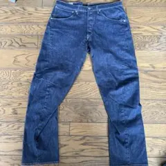 Item thumbnail for item 1cd4f2f7-4e1a-496a-9acf-0843b5ea0f3b