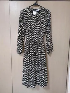 新品·未使用/ドット柄ウエストリボン付きワンピース