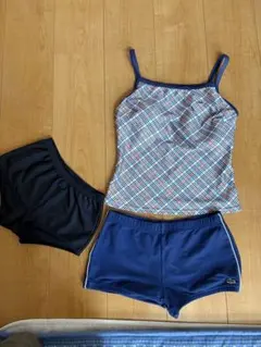 LACOSTE チェック柄水着