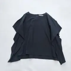qualite ケープシルエット トップス　綿麻混のサムネイル