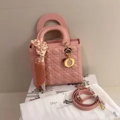 Item thumbnail for item 1b82f7d7-7abb-4987-b273-6500c3f09056