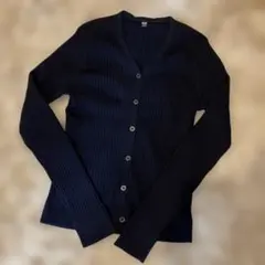 ユニクロVネックカーディガン（長袖）