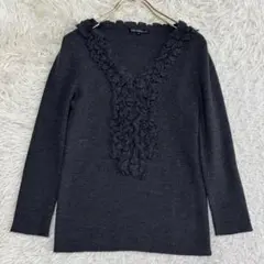 《良品》 23区 襟フリルニット チャコール 38 シンプル キレイめ 着まわし