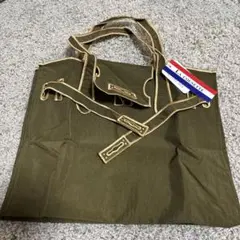 Item thumbnail for item 38a91b0b-aac7-4307-90a0-e09ee8be59a0