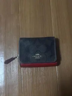 COACH 三つ折り財布 シグネチャー レッド