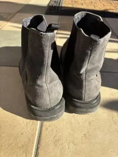 グレー サイドゴアブーツ スエード