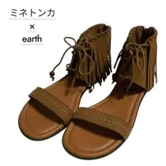 新品 ミネトンカ×earth フリンジサンダル ブラウン 24cm コラボのサムネイル