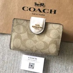 新品 COACH コーチ 定価49,500円 二つ折り財布