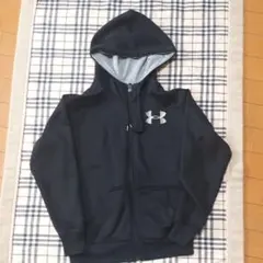 アンダーアーマー　パーカー