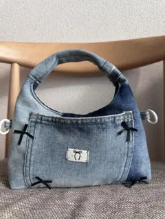 デニムハンドバッグ フロントポケット付き