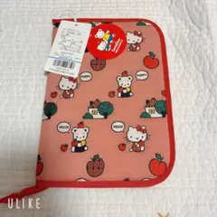 familiar × Hello Kitty マルチケース　ファミリア　キティ