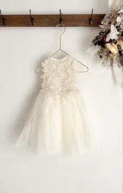 アイボリー 花柄刺繍 ベビードレス