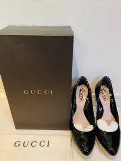 GUCCIグッチ　エナメルヒールパンプス