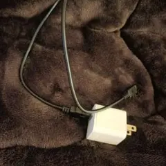 ホワイト USB充電器