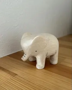 b718、希少 唯一無二の模様 黒柿 象 彫刻 置物 b718、希少 唯一無二の模様 黒柿 象 彫刻 置物 2025年最新】象 置物