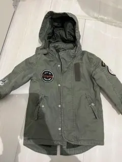 オリーブグリーン フード付きアウター