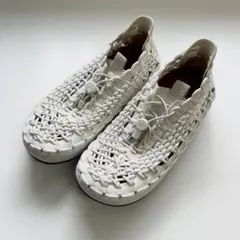 新品！NIKE ACG NIKE スニーカー　靴　ホワイト　白のサムネイル