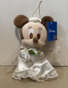 ミニーマウス　ぬいぐるみ　ウェディングドレス　アミューズ　タグ付き　ディズニー