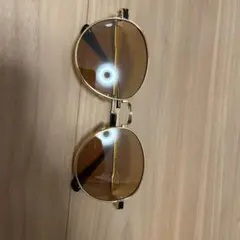 ラウンドサングラス ブラウンレンズ ケース付き