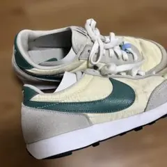 Nike スニーカー クリーム/グリーン