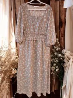 おすすめ！RETRO GIRL 花柄シャーリング切替ワンピース M