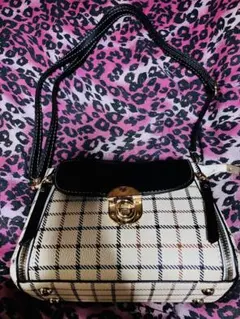 Item thumbnail for item 76d6a4db-1b5a-4c16-a7e7-839ec3567fb4