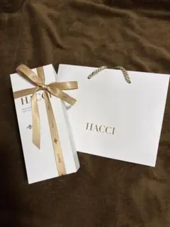 【新品・紙袋付き】HACCI ボディウォッシュ BEE HUG 385mlのサムネイル