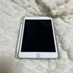 Apple iPadmini4シルバー 本体 カバーペン付き