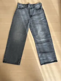 GU バギージーンズ