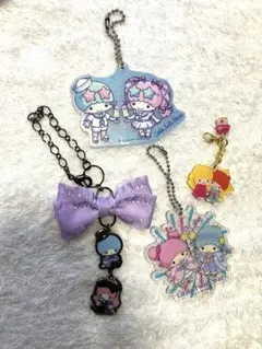 キャラクターアクリルキーホルダー4点セット