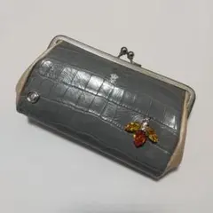 美品 ルブタン キーケース パネトーネ シルバーグレー - メルカリ