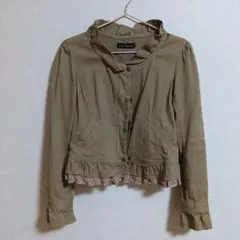 L'ESTROSE フリル付きベージュジャケット